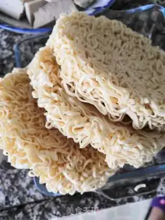 Make Noodles step 0