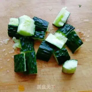 Make cucumber with eggs step 2