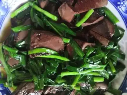 Make Scrambled pig blood step 9