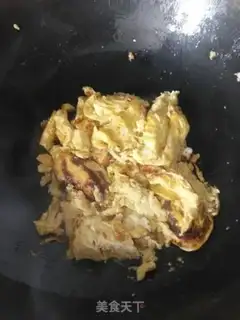 Make Tomato eggs with white mushrooms step 3