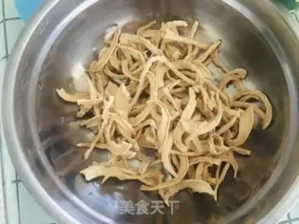 Make The meat radish drys step 0