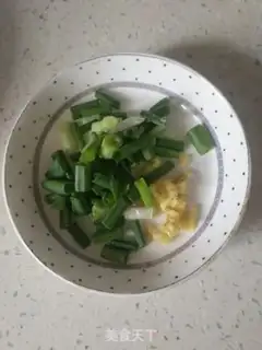 Make Tomato eggs with white mushrooms step 4