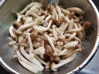 Make Crab-flavored beans step 2