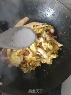 Make Tomato eggs with white mushrooms step 12