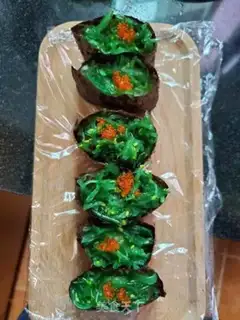 Make Seagrass sushi step 13