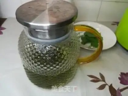 Make Honey mint tea step 2