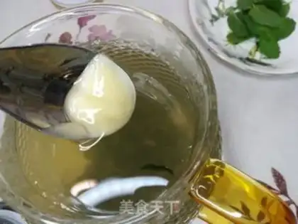 Make Honey mint tea step 3