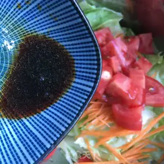Make Vegetable salad at sea cucumber step 4