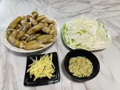 Make Pyramid onions step 0