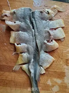 Make Steamed flowerfish step 2