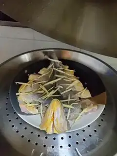 Make Steamed flowerfish step 5