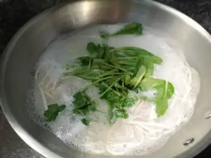 Make Spicy noodles step 2