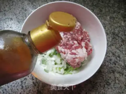 Make Onion pan sticker step 4