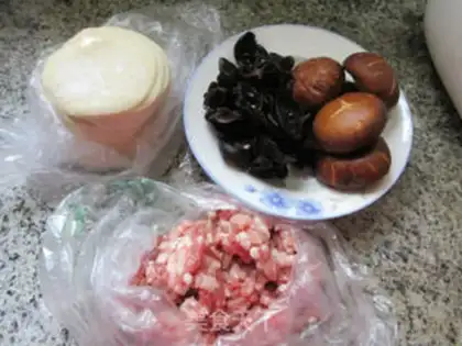Make Three fresh pots step 0