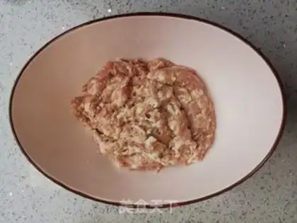 Make Bean-fruit buns step 4