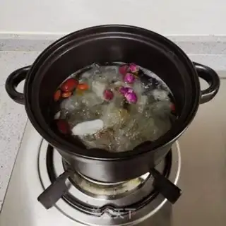 Make Silver ear lilies step 2