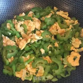 Make Eggs and peppers step 3
