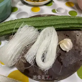 Make A fan of silk melons step 0