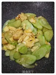 Make cucumber fried eggs step 7