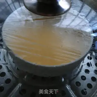 Make Carrot steamed eggs step 5