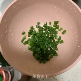 Make A fan of silk melons step 9