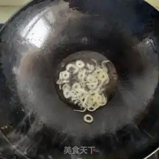 Make Egg and vegetable noodles step 5