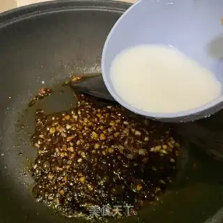 Make A fan of silk melons step 12