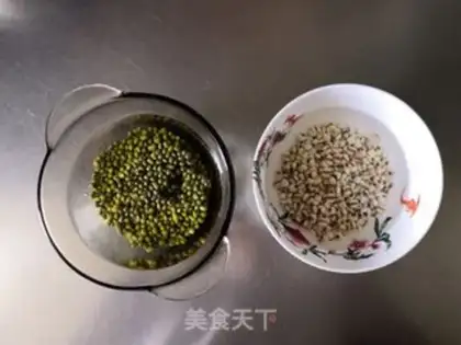 Make Rice green bean soup step 0