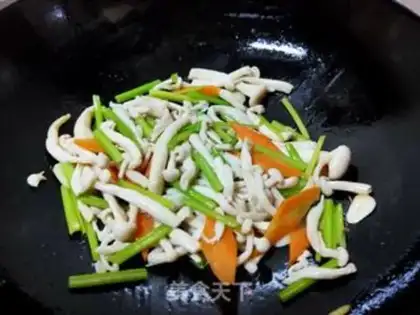 Make White mushrooms with carrots step 6