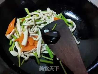 Make White mushrooms with carrots step 7
