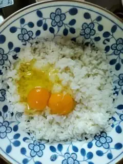 Make Mustard egg fried rice step 2