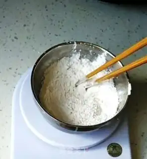 Make Delicious peanut soufflé step 2
