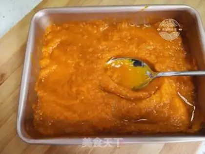 Make Pumpkin ball step 4