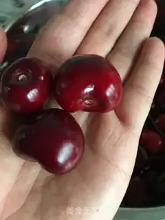 Make The flowers make cherry ice step 3