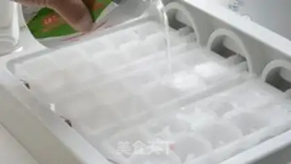 Make Dirty milk and iced milk tea step 0