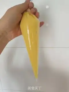 Make A mini lemon tower step 6