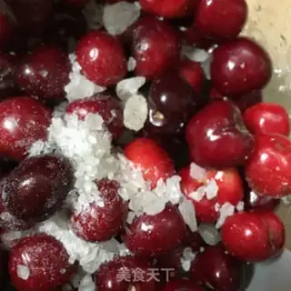 Make The flowers make cherry ice step 6