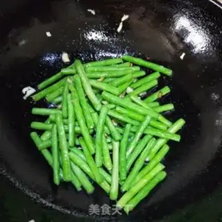 Make The beanfish step 6