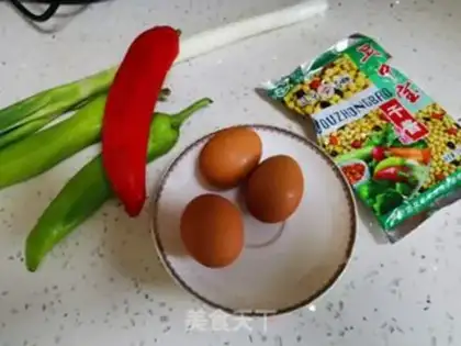 Make Eggs and peppers step 0