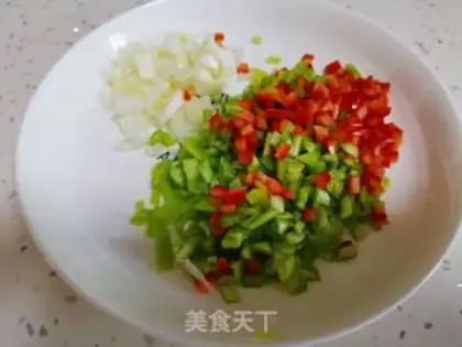 Make Eggs and peppers step 1