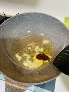 Make Boiled leaves step 2