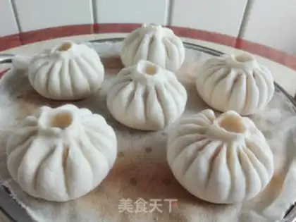 Make Sour pork buns step 4