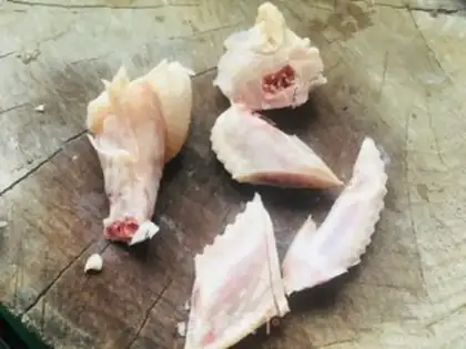 Make Wild mountain chicken soup step 1