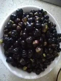 Make The lily seed green cinnamon soup step 0
