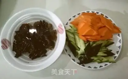 Make A cucumber carrot with wood step 0