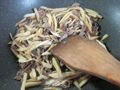 Make Pepper pasta step 0