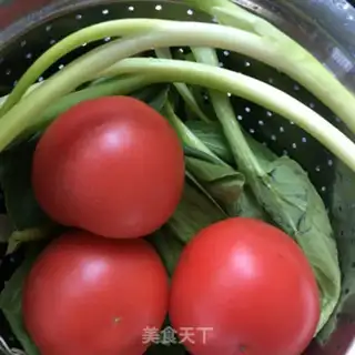 Make Tomato eggs for noodles step 2