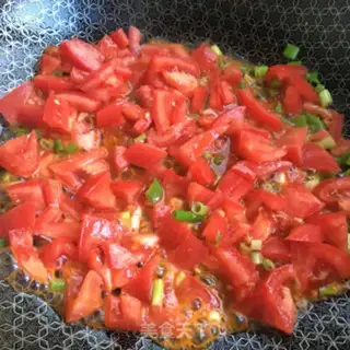Make Tomato eggs for noodles step 5