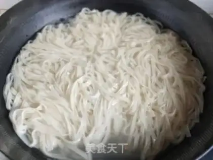 Make Meat sauce noodles step 5