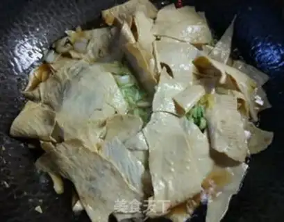 Make Yellow cabbage with tofu step 8